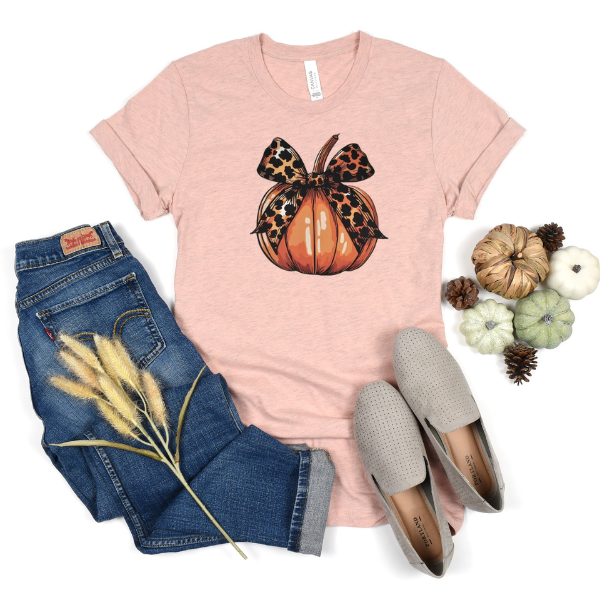 Pumpkin with leopard bow